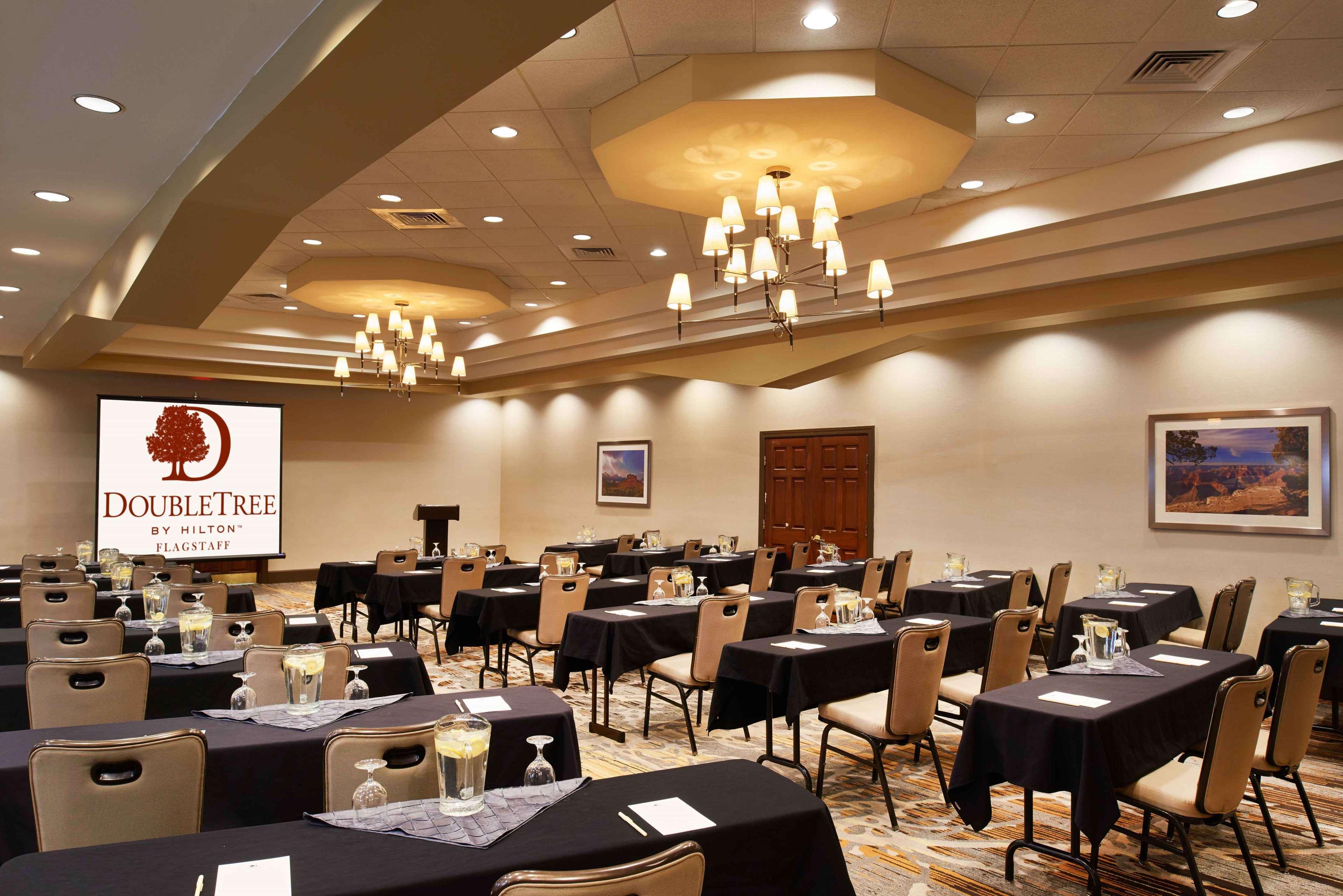 Doubletree By Hilton Hotel Flagstaff Extérieur photo