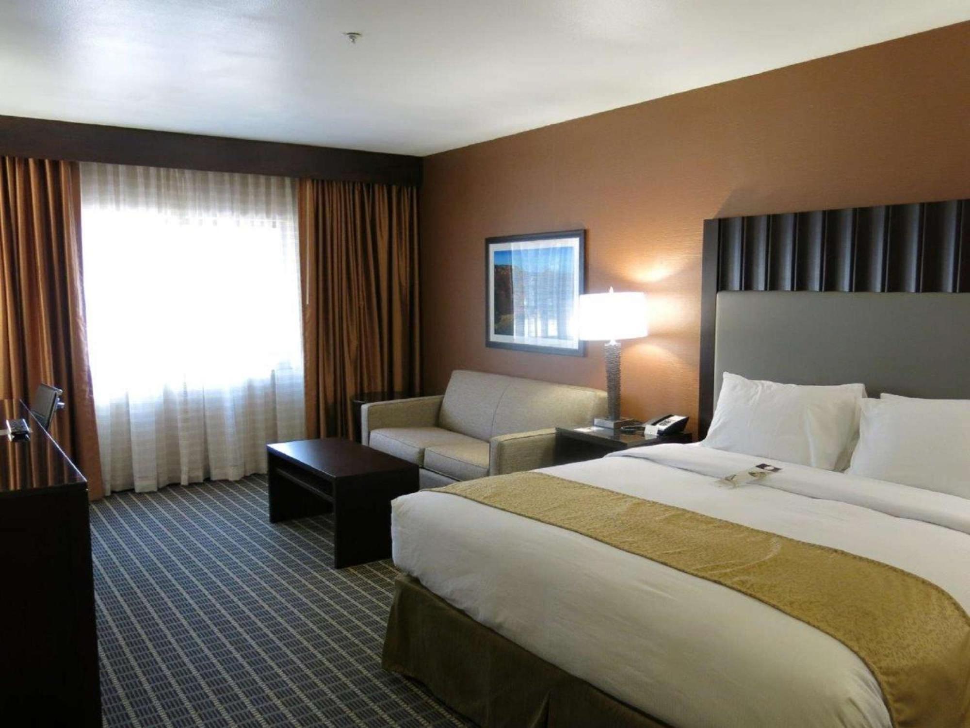 Doubletree By Hilton Hotel Flagstaff Extérieur photo